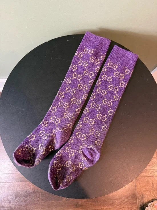Gucci Purple GG Monogram Knee-High Socks - Picture 2 of 7